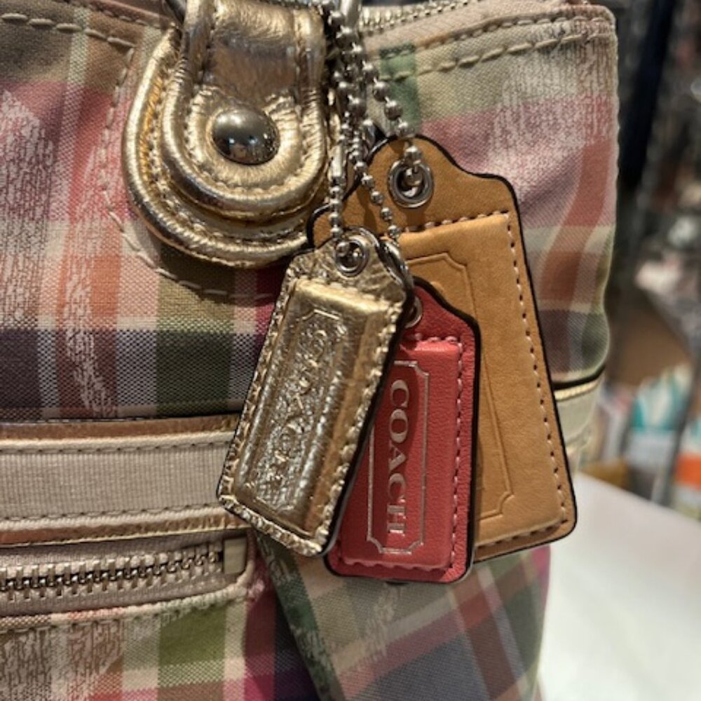 Coach Bag - Picture 3 of 7